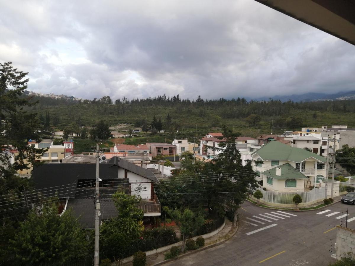Fakali Homestay Quito Exteriér fotografie