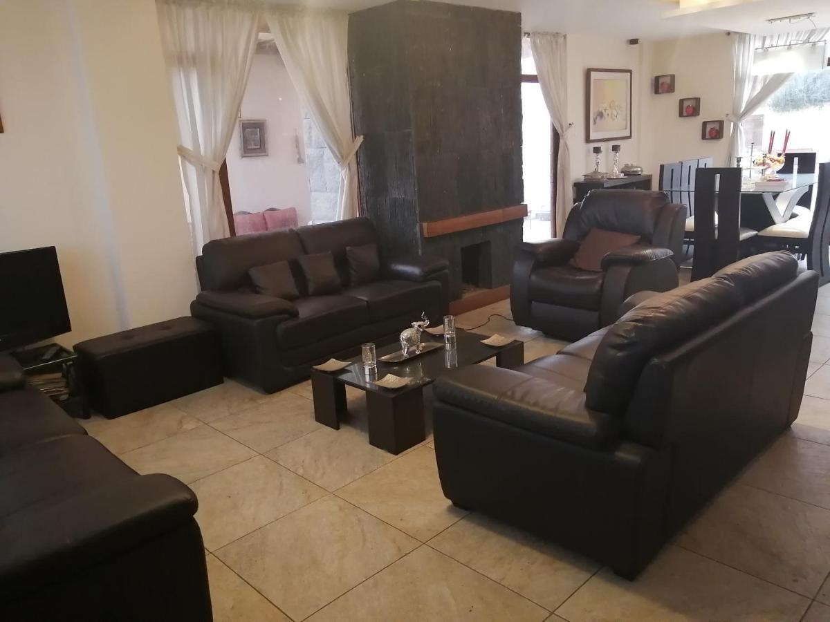 Fakali Homestay Quito Exteriér fotografie